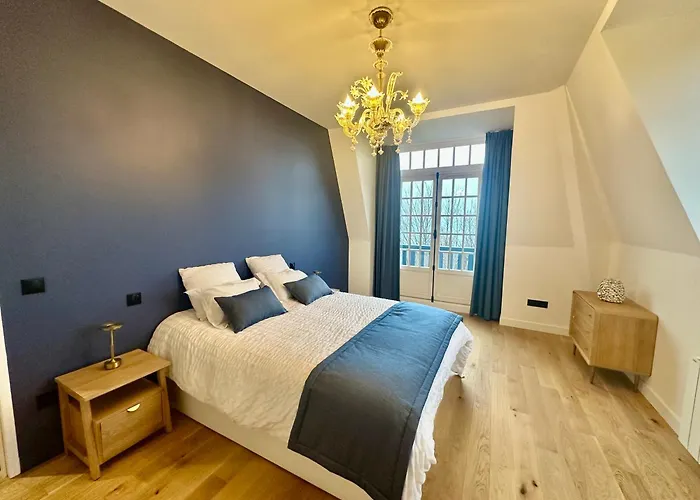 Dans Le Manoir Des Creuniers Avec Vue *